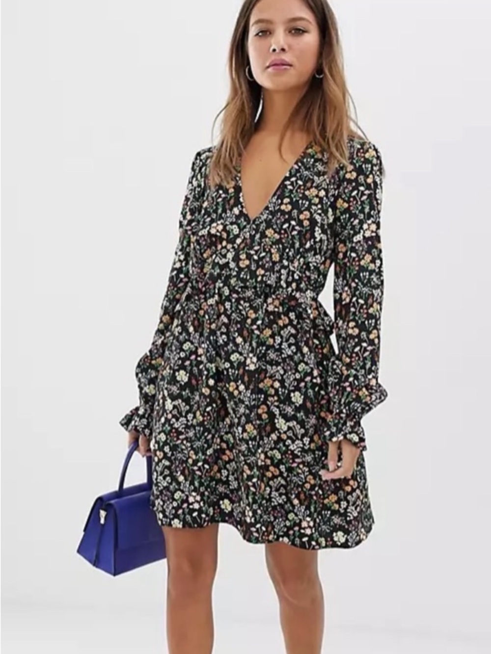 V-Neck Floral Long-Sleeve Mini Dress in Black